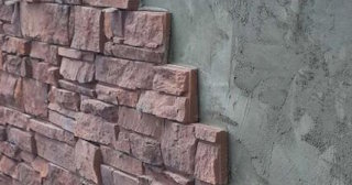Качественная отделка цоколя фундамента снаружи в Советской Гавани в октябре