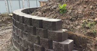 Установка подпорной стенки в Советской Гавани в октябре